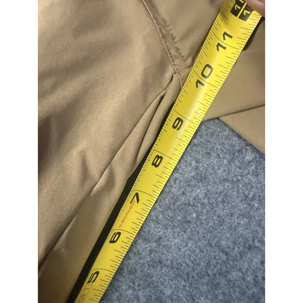 Orvis Men's Khaki Lightweight Performance Hiking Shorts Size 38